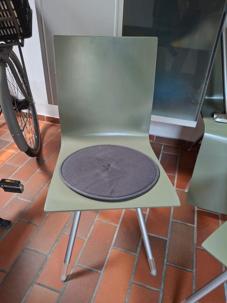 Set van 4 groene design stoelen, Huis en Inrichting, Stoelen, Gebruikt, Vier, Hout, Metaal, Overige kleuren, Ophalen
