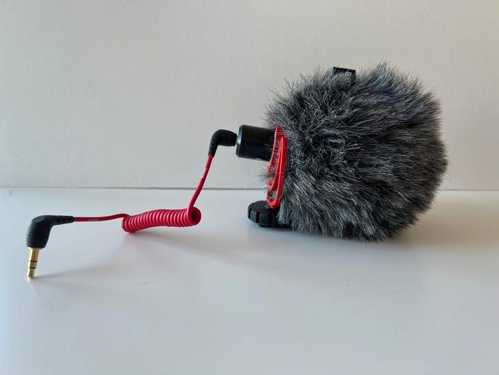 RØDE VideoMicro – richtmicrofoon voor camera & smartphone, Muziek en Instrumenten, Microfoons, Zo goed als nieuw, Overige typen