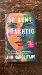 Ann Napolitano - Je bent prachtig, Ann Napolitano, Ophalen of Verzenden, Zo goed als nieuw, Nederland