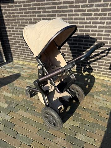 Complete Joolz Kinderwagen en buggy inclusief voetenzak beschikbaar voor biedingen