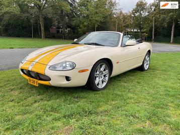 Jaguar XK8 4.0 V8 Convertible, unieke kleurstelling, izgst! beschikbaar voor biedingen