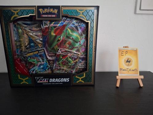 Pokemon Vmax Dragons premium collection (rayquaza/duraludon), Hobby en Vrije tijd, Verzamelkaartspellen | Pokémon, Nieuw, Boosterbox