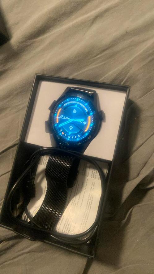 Horloge met sherm en bluethoot, Sieraden, Tassen en Uiterlijk, Horloges | Heren, Zo goed als nieuw, Overige merken, Staal, Ophalen