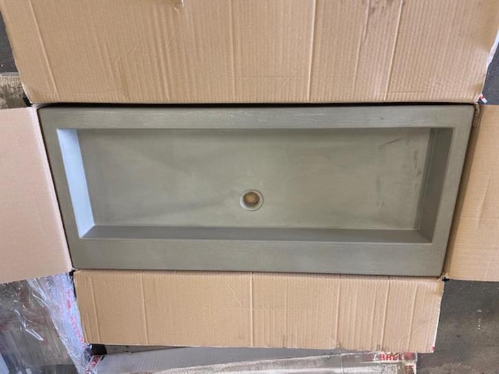 Betonnen wasbak voor badkamer., Doe-het-zelf en Verbouw, Sanitair, Nieuw, Wastafel, Ophalen of Verzenden