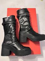 All Stars Converse Laarzen /NIEUW in Doos/ONGEBRUIKT/39.5, Kleding | Dames, Schoenen, Hoge laarzen, Zwart, Nieuw, Ophalen of Verzenden