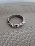 Nieuwe armband - zilver kleur, Ophalen of Verzenden, Nieuw, Zilver