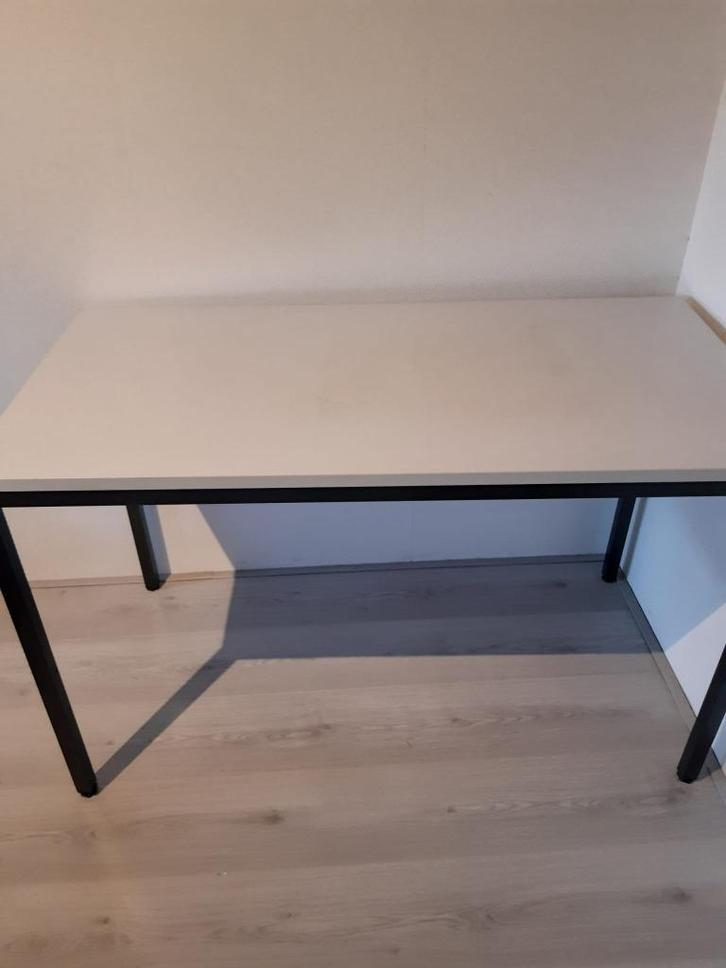 Bureau - gratis, Huis en Inrichting, Bureaus, Gebruikt, Bureau, Ophalen