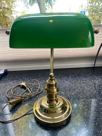 Retro Bureaulamp met Groene Glazen Kap beschikbaar voor biedingen