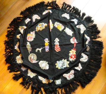 Uniek verzamelkleed Turmac zijdjes beschikbaar voor biedingen