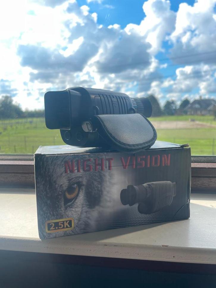 Nieuwe Nachtzichtkijker, Fietsen en Brommers, Fietsaccessoires | Fietsverlichting, Voorlicht, Nieuw, Accu, Oplaadbaar, Ophalen of Verzenden