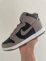 Nike Dunk High ‘Fossil’ 38 / 39, Kleding | Dames, Schoenen, Zwart, Nike, Nieuw, Ophalen of Verzenden