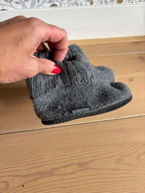 Bergstein heerlijke grijze sloffen maat 25 unisex, Kinderen en Baby's, Babykleding | Schoentjes en Sokjes, Jongetje of Meisje