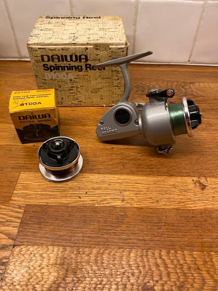Daiwa 8100a in zeer mooie staat met doos en reserve spoel, Watersport en Boten, Hengelsport | Algemeen, Zo goed als nieuw, Molen