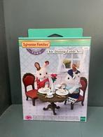 Sylvanian families luxury tafel, Ophalen of Verzenden, Nieuw, Poppenhuis