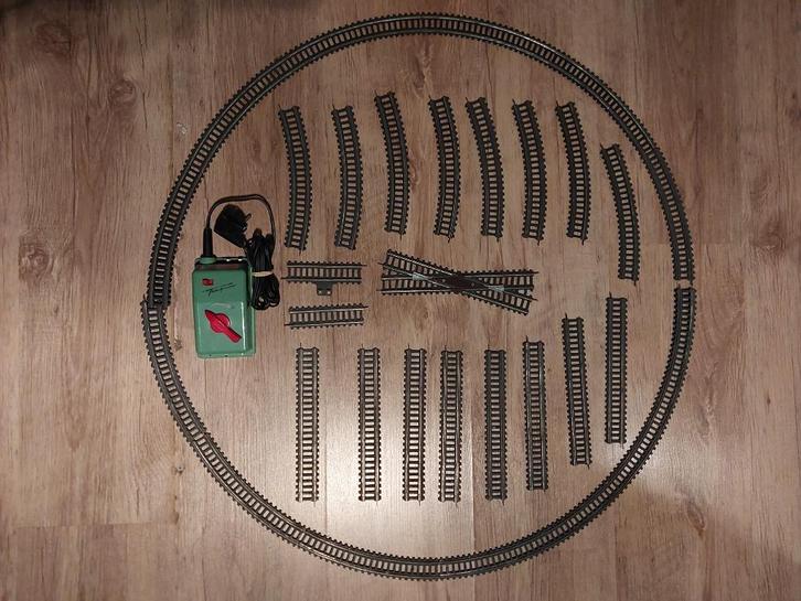 Vintage Fleischmann rails met toebehoren, Hobby en Vrije tijd, Modeltreinen | H0, Gebruikt, Rails, Gelijkstroom, Fleischmann, Analoog
