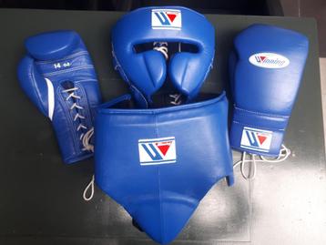 Winning bokshandschoenen set beschikbaar voor biedingen