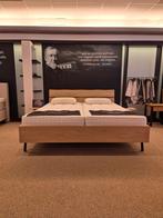 SHOWROOM - houten ledikant - 180 x 200, Ophalen of Verzenden, Zo goed als nieuw, Tweepersoons, Houten ledikant