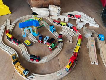 Houten Treinbaan Thomas de trein beschikbaar voor biedingen