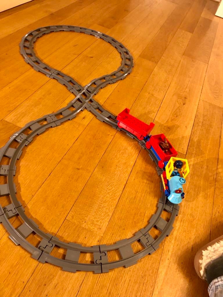 Duplo Trein Set met kruis, Ophalen, Zo goed als nieuw, Complete set, Duplo
