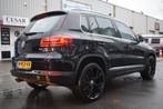 Volkswagen Tiguan 2.0 TSI SPORT&STYLE 4MOTION AUTOMAAT / PAN, Auto's, Automaat, Stof, Gebruikt, 4 cilinders