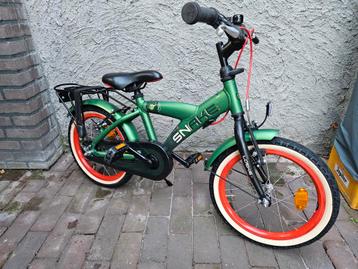 Loekie Snake 16 inch "Als Nieuw" !! beschikbaar voor biedingen