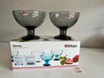 Nieuw in Doos 2 Iittala VERNA Ijscoupes Grijs K. Nurminen, Huis en Inrichting, Keuken | Servies, Ophalen of Verzenden, Nieuw, Glas