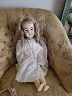 Oudere gelede pop met bruidskroontje, Ophalen of Verzenden