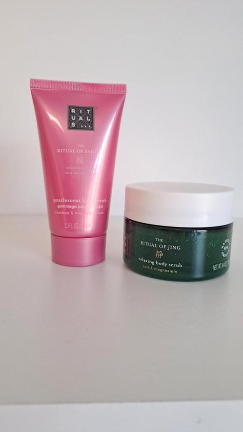 Rituals scrub, Sieraden, Tassen en Uiterlijk, Uiterlijk | Lichaamsverzorging, Zo goed als nieuw, Ophalen of Verzenden