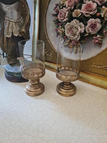 2 kandelaars metaal met glas p/st 13.95 beschikbaar voor biedingen
