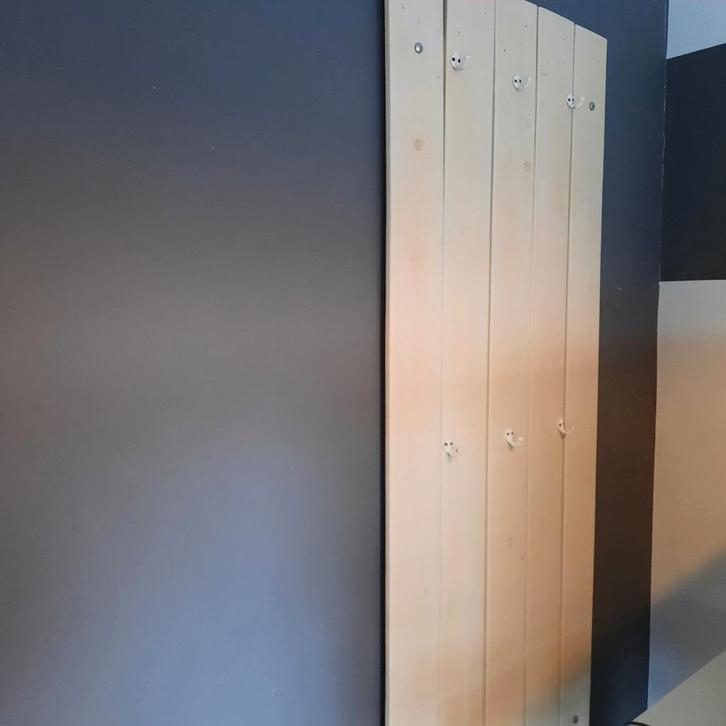 Houten wandpaneel met haken, Kinderen en Baby's, Kinderkamer | Inrichting en Decoratie, Zo goed als nieuw, Ophalen