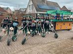 Loopgroep carnaval “BROMVLIEG”, Ophalen, Gedragen