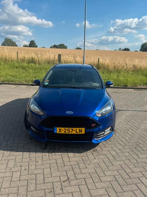 Ford Focus ST 2.0 Ecoboost 184KW Wagon 2015 Blauw, Auto's, Ford, Particulier, Focus, Benzine, Stationwagon, Handgeschakeld, Geïmporteerd