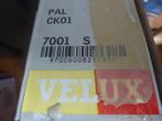 Nieuwe Velux jaloezie / PAL CK01 ( 55 x 70 ), witte lamellen, Minder dan 50 cm, Wit, Nieuw, Ophalen of Verzenden