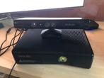 Xbox 360 + kinect met 4 controllers en 15 populaire games, Ophalen, 360 S, Met kinect, Zo goed als nieuw