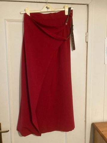 Elegante rode lange omslag rok van Pauw, maat 3 / 38 beschikbaar voor biedingen