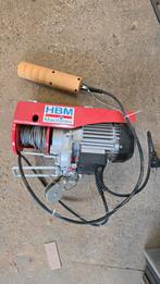 HBM electrische takel. Vrijwel niet gebruikt, Doe-het-zelf en Verbouw, Lieren en Takels, Ophalen, Zo goed als nieuw