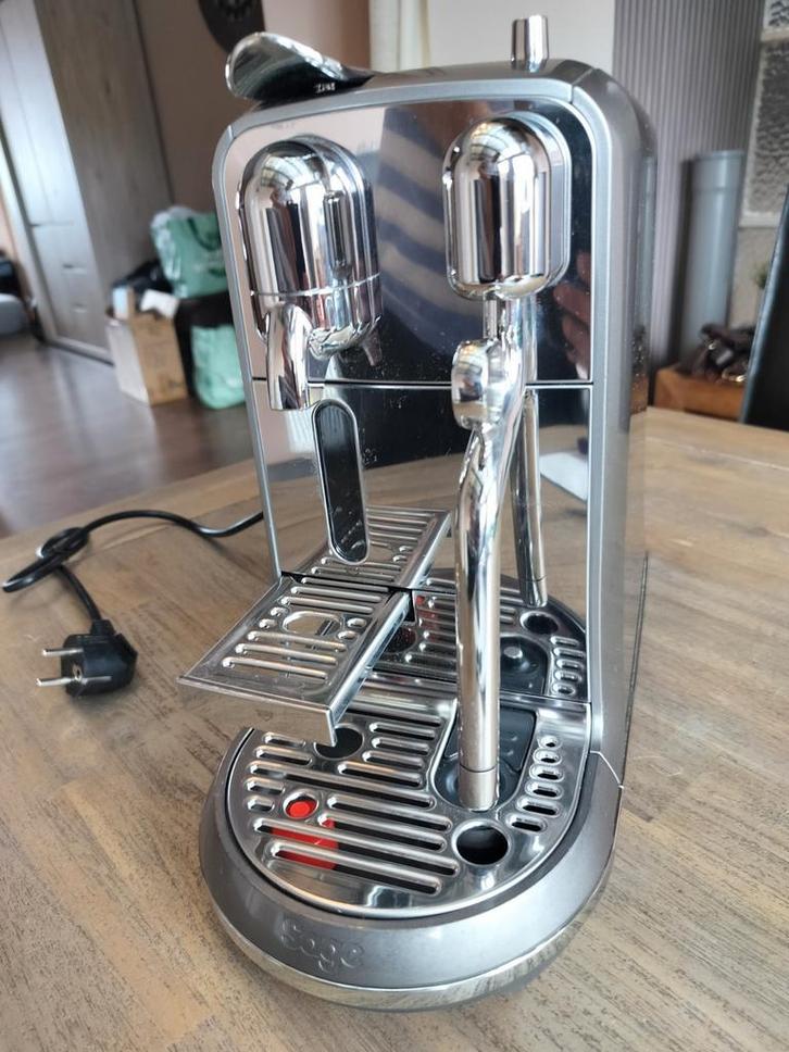 Nespresso Plus Creatista By Sage SNE800BSS4, Witgoed en Apparatuur, Koffiezetapparaten, Nieuw, Koffiepads en cups, Koffiemachine