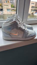 Nike air Jordan 1 mid SE glitter 37,5, Kinderen en Baby's, Kinderkleding | Schoenen en Sokken, Gebruikt, Ophalen of Verzenden