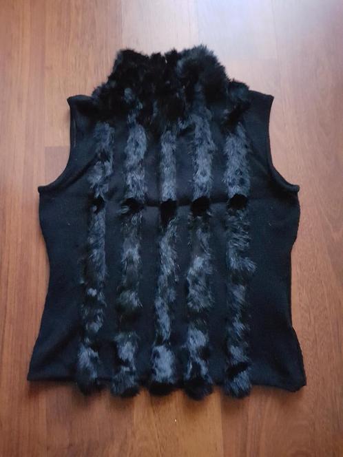 Chique zwarte col met konijnenbont van Sao Paulo - maat 40, Kleding | Dames, Tops, Gedragen, Maat 38/40 (M), Zwart, Zonder mouw
