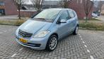 Mercedes-Benz A-Klasse 1.5 A150 Facelift 2009 Blauw, Auto's, Mercedes-Benz, Voorwielaandrijving, Stof, Metallic lak, Blauw
