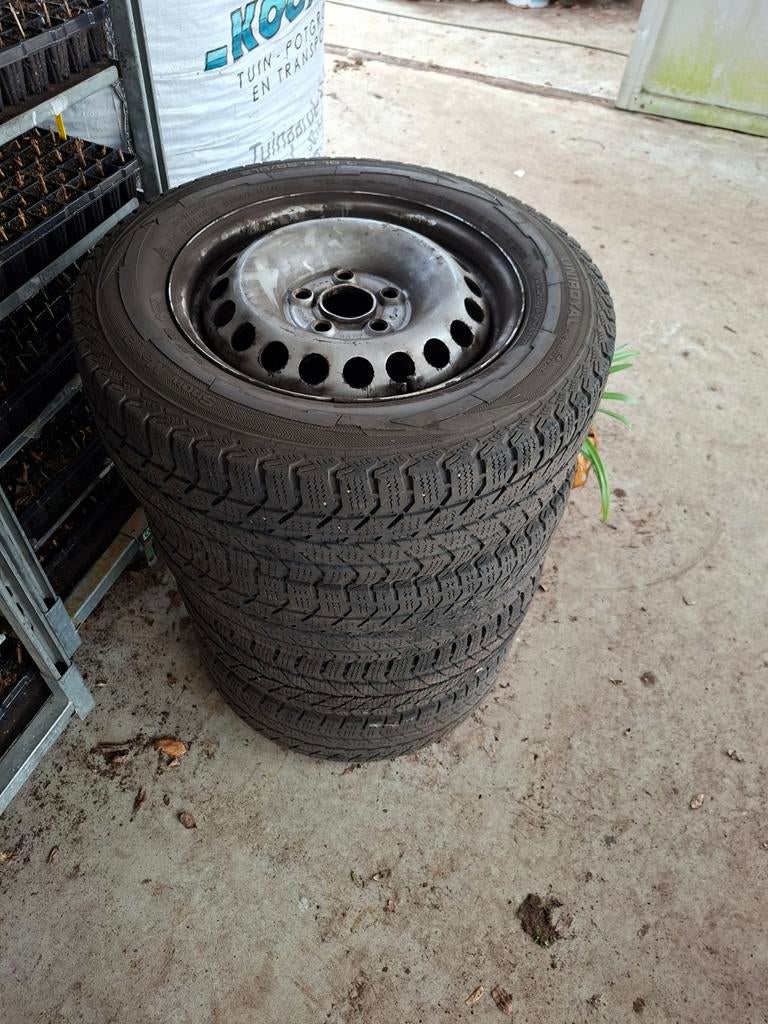 Te koop, 16 inch winterbanden incl.velgen van VW transporter, Ophalen