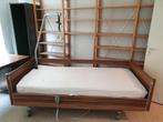 Heel net verpleeg bed multifunctionele hoog laag verrijdbaar, 90 cm, Ophalen of Verzenden, Eenpersoons, Bruin