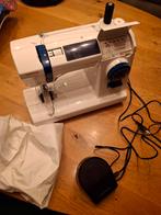Toyota sp100 naaimachine, Hobby en Vrije tijd, Naaimachines en Toebehoren, Ophalen, Zo goed als nieuw, Lockmachine, Overige merken