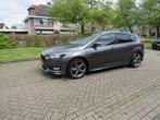 Ford Focus 1.0 ST-Line 2018 Grijs 18" velgen, Auto's, Ford, Origineel Nederlands, Te koop, Zilver of Grijs, 5 stoelen