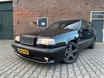 Volvo 850 2.3 T-5 R Handgeschakeld! 1995 Complete historie!, Auto's, Volvo, Zwart, 1494 kg, 700 kg, Zwart