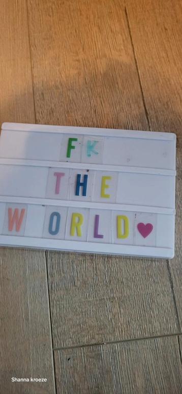 Lichtbak met tekst - mist batterijklepje beschikbaar voor biedingen