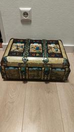 Vintage Grote GBC Biscuit Tin, Middeleeuwse scènes,, Verzamelen, Blikken, Ophalen of Verzenden