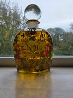 Laura Ashley No. 1 Parfumfles Factice, Verzamelen, Parfumverzamelingen, Ophalen of Verzenden, Parfumfles, Gevuld