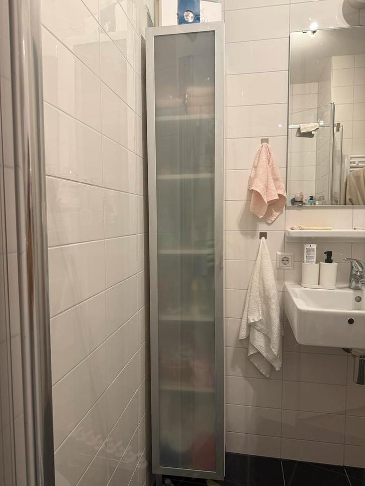 Badkamerkast - Praktisch en Stijlvol, Huis en Inrichting, Badkamer | Badkamermeubels, Zo goed als nieuw, (Half)hoge kast, 150 tot 200 cm