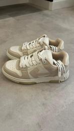 Off White Dames Sneakers - Maat 38, Beige, Ophalen of Verzenden, Sneakers of Gympen, Zo goed als nieuw